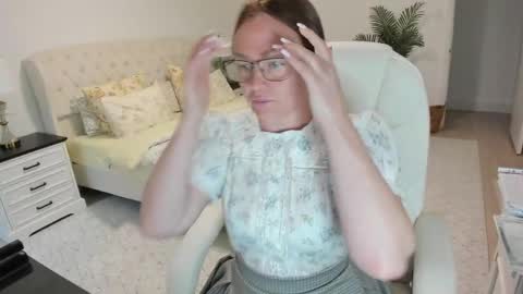 Ukrainian-woman online show from May 11, 2026, 11:49 am