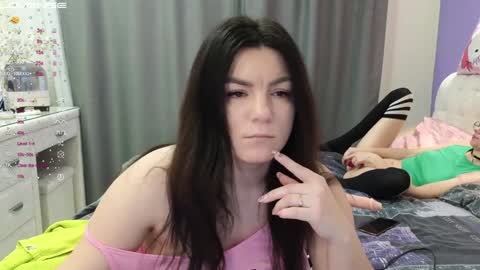 Snapshot of vika_loves_you chatting on January 31, 2025, 1:54 am follow my fansly online show from January 31, 2025, 1:54 am