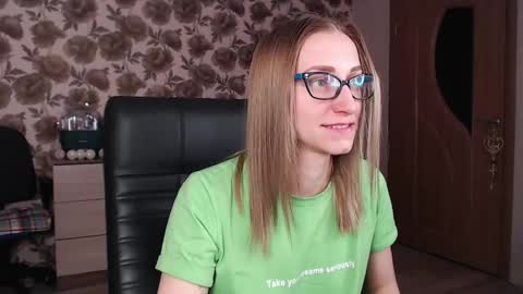 Snapshot of vikaericka chatting on December 17, 2024, 11:49 pm Vika online show from December 17, 2024, 11:49 pm