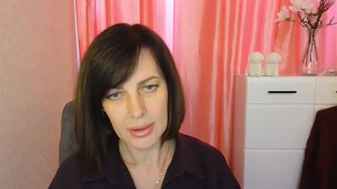 Vika online show from November 3, 2025, 10:05 am