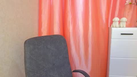 Vika online show from November 7, 2025, 9:42 am