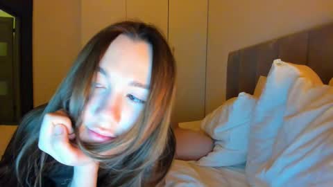 Vika   online show from March 15, 2026, 1:11 am