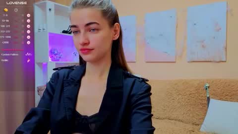 vikiberry online show from November 22, 2025, 4:55 am