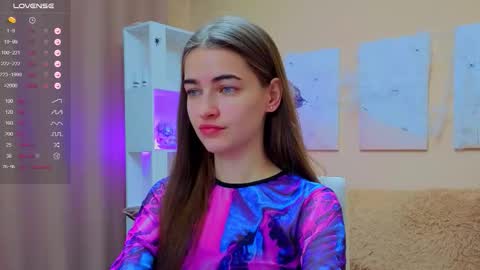 vikiberry online show from November 23, 2025, 4:45 am