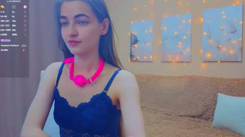 vikiberry online show from March 16, 2026, 5:44 am