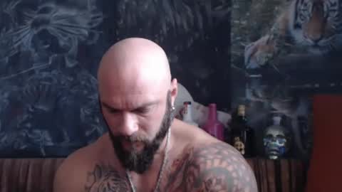 Snapshot of viking_me chatting on October 3, 2025, 6:21 am viking online show from October 3, 2025, 6:21 am