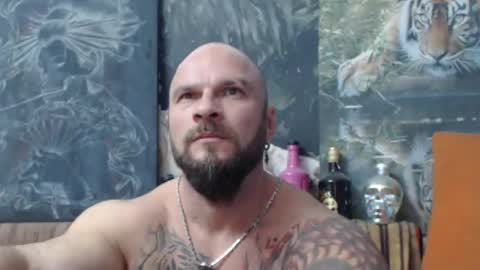 Snapshot of viking_me chatting on October 5, 2025, 6:39 pm viking online show from October 5, 2025, 6:39 pm