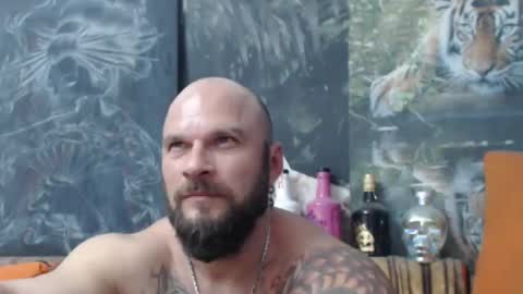 Snapshot of viking_me chatting on October 29, 2025, 9:27 pm viking online show from October 29, 2025, 9:27 pm