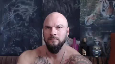 Snapshot of viking_me chatting on November 9, 2025, 8:01 am viking online show from November 9, 2025, 8:01 am