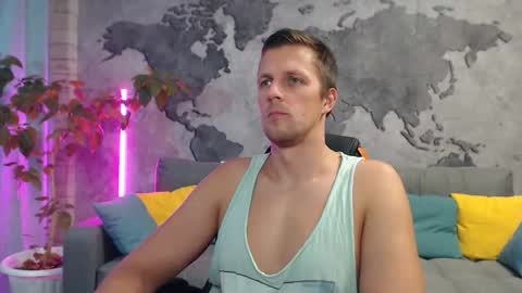 vikingchrisss online show from November 8, 2025, 10:26 am