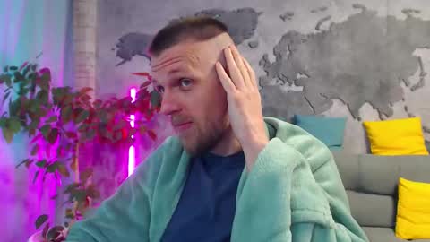 vikingchrisss online show from May 31, 2026, 10:11 am