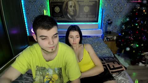 Snapshot of vikki_and_george chatting on January 25, 2025, 6:46 pm vikki and george online show from January 25, 2025, 6:46 pm