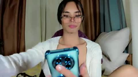 Snapshot of vikkylustfull chatting on February 1, 2026, 5:11 pm vikkylustfull online show from February 1, 2026, 5:11 pm