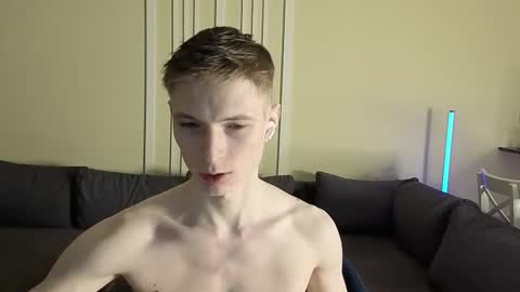 Snapshot of viksons chatting on February 20, 2026, 11:27 pm Max online show from February 20, 2026, 11:27 pm