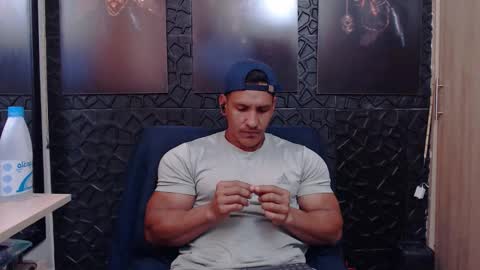 Viktor Herrera online show from March 24, 2026, 6:13 pm