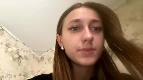Snapshot of viktoria9898 chatting on December 2, 2024, 9:02 am Sweett online show from December 2, 2024, 9:02 am