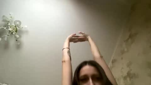 Snapshot of viktoria9898 chatting on February 11, 2025, 1:20 pm Sweett online show from February 11, 2025, 1:20 pm