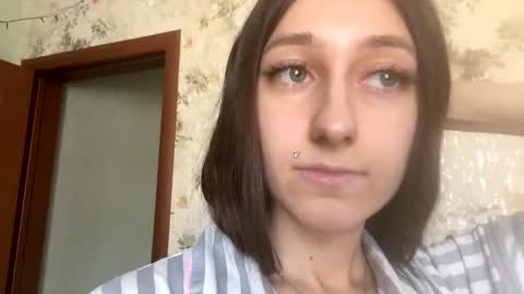 Snapshot of viktoria9898 chatting on March 10, 2025, 10:26 am Sweett online show from March 10, 2025, 10:26 am