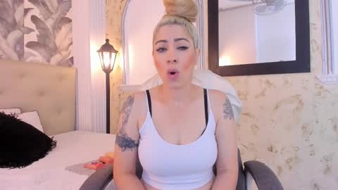 Viktoria online show from January 5, 2025, 3:13 pm