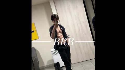 viktornoir online show from November 5, 2025, 3:34 pm