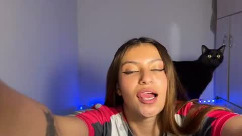 viky_evanss online show from June 30, 2026, 10:22 pm