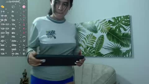 vikysexy28 online show from March 12, 2025, 8:51 am