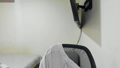 Snapshot of vinaly_y chatting on May 29, 2026, 8:07 pm Vinaly online show from May 29, 2026, 8:07 pm