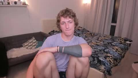 Snapshot of vince__dice chatting on October 17, 2025, 9:28 pm Dimoooooon online show from October 17, 2025, 9:28 pm