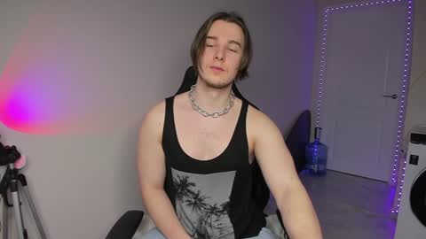 Vincent Strong online show from December 6, 2024, 8:05 am