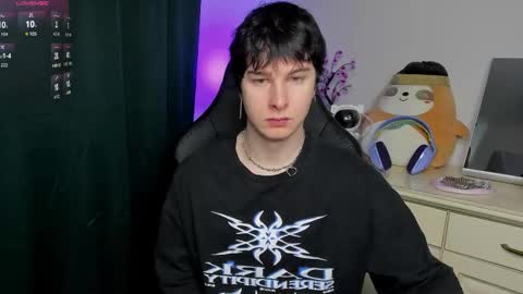 Snapshot of vincent__strong chatting on February 25, 2026, 7:51 am Vincent Strong online show from February 25, 2026, 7:51 am