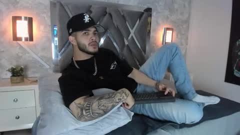 Vincent online show from October 7, 2025, 3:25 am