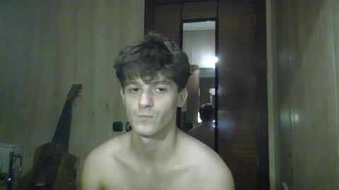 vincentprice69 online show from October 18, 2025, 9:04 pm