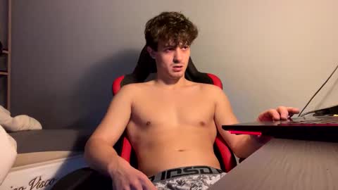 vincentprice69 online show from November 15, 2025, 10:01 am