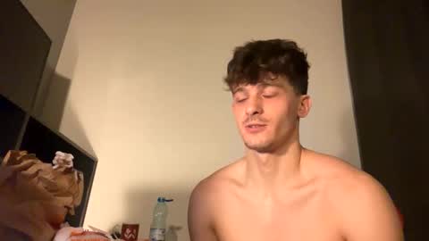 vincentprice69 online show from February 2, 2026, 12:53 am