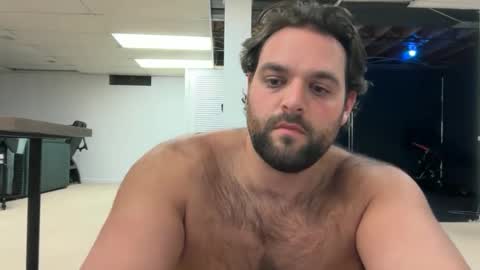 Snapshot of vinfaro27 chatting on October 5, 2025, 4:00 am Vinfaro27 online show from October 5, 2025, 4:00 am