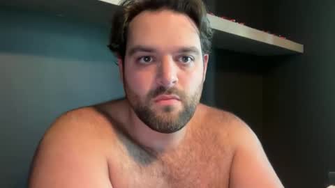 Snapshot of vinfaro27 chatting on October 9, 2025, 7:56 pm Vinfaro27 online show from October 9, 2025, 7:56 pm