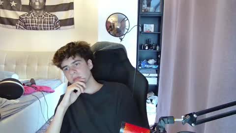 Snapshot of vinnie_06 chatting on October 14, 2025, 3:02 pm vinnie online show from October 14, 2025, 3:02 pm