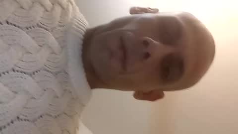 vino1634 online show from December 31, 2024, 7:40 pm