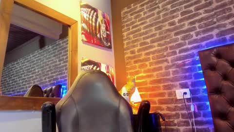 ---Vinzen--- online show from December 19, 2025, 9:49 am