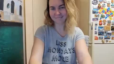 Snapshot of viodetta chatting on November 30, 2025, 7:40 pm viodetta online show from November 30, 2025, 7:40 pm