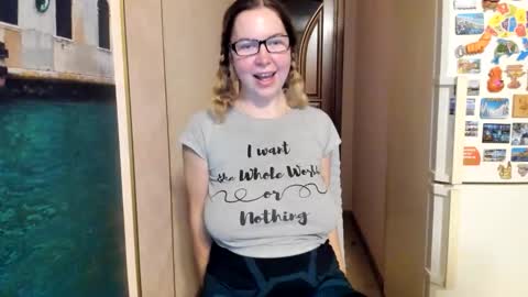 Snapshot of viodetta chatting on December 20, 2025, 5:53 pm viodetta online show from December 20, 2025, 5:53 pm