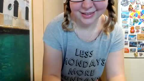 Snapshot of viodetta chatting on February 16, 2026, 12:34 pm viodetta online show from February 16, 2026, 12:34 pm