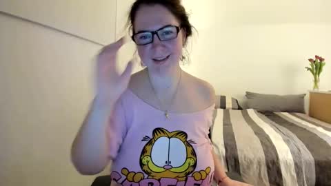 Snapshot of viodetta chatting on March 28, 2026, 7:35 pm viodetta online show from March 28, 2026, 7:35 pm