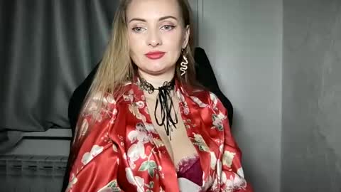 Funny  girl online show from February 8, 2025, 10:19 pm