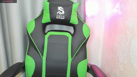 Funny  girl online show from October 5, 2025, 9:51 am