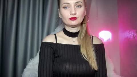 Funny  girl online show from October 28, 2025, 3:36 pm