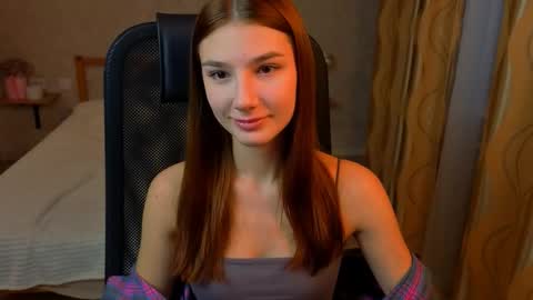 violaberry__ online show from November 3, 2025, 2:13 am