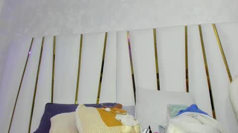 violeet_gray online show from February 2, 2026, 11:31 am