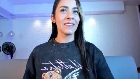 Violett  Everyday From 0530 to 1430 Col Time online show from November 29, 2025, 10:40 am