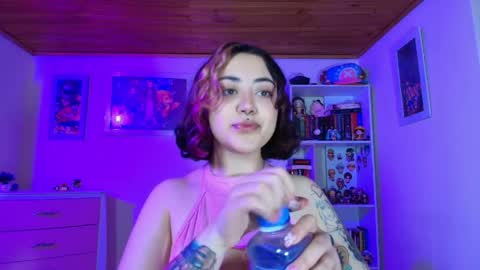 violet online show from April 7, 2026, 4:13 am